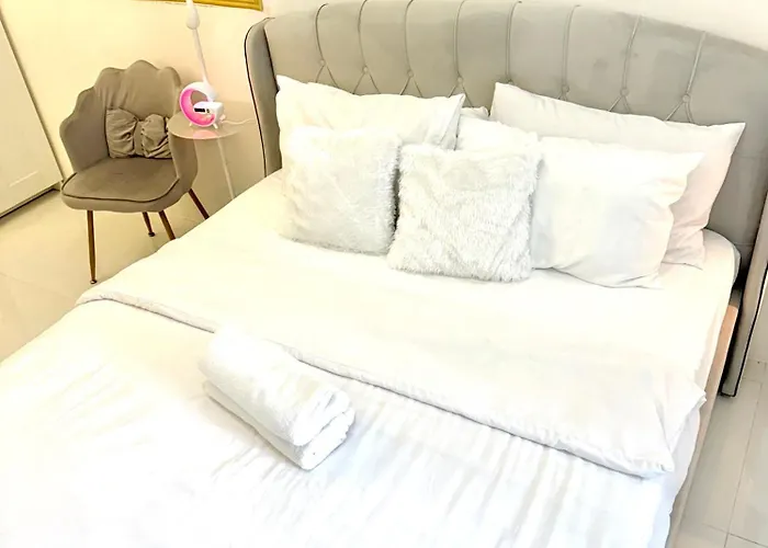 民宿 White Rose Condotel At Victoria Sports Tower